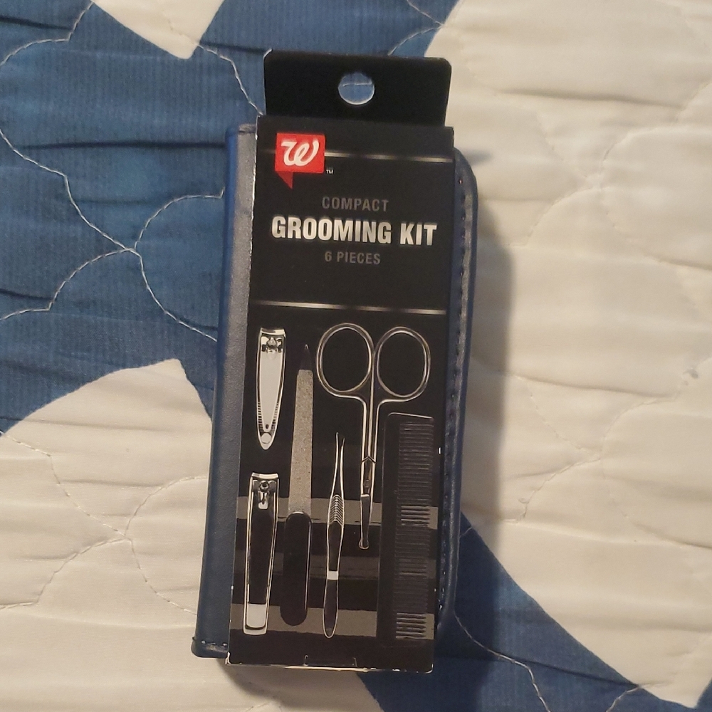 Compact 6 Piece Grooming Kit Scissors Nail Clippers Comb Mirror File NEW
